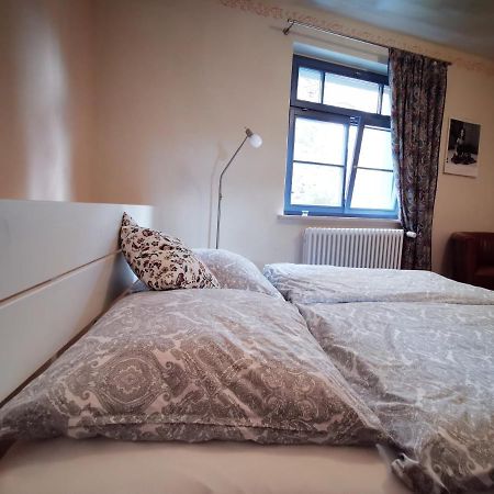 Charmantes Apartment Siebenschlaefer - Ferienwohnung Cafe 7 Weida Eksteriør billede