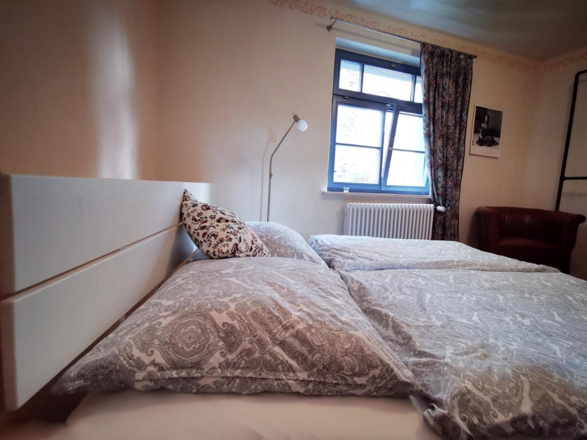 Charmantes Apartment Siebenschlaefer - Ferienwohnung Cafe 7 Weida Eksteriør billede